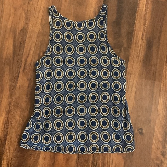 H & M women’s tank top, size 2. - Picture 3 of 3
